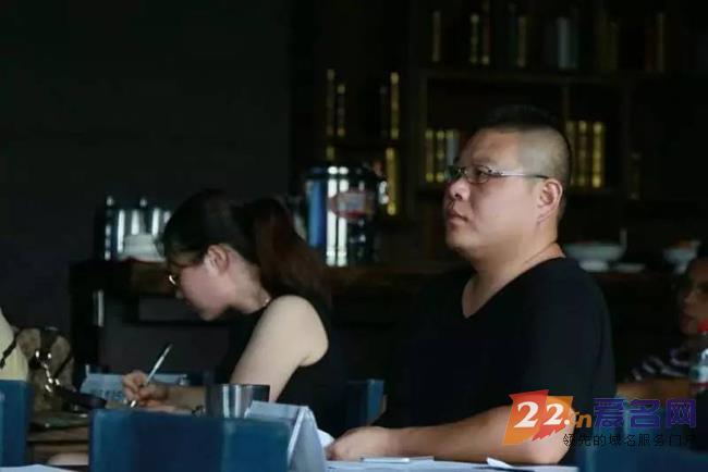 这家网站“药丸”？竟然连极品官网域名都不要了？！